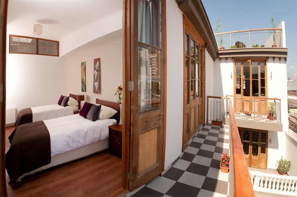 Hotel Loreto Santiago Buitenkant foto