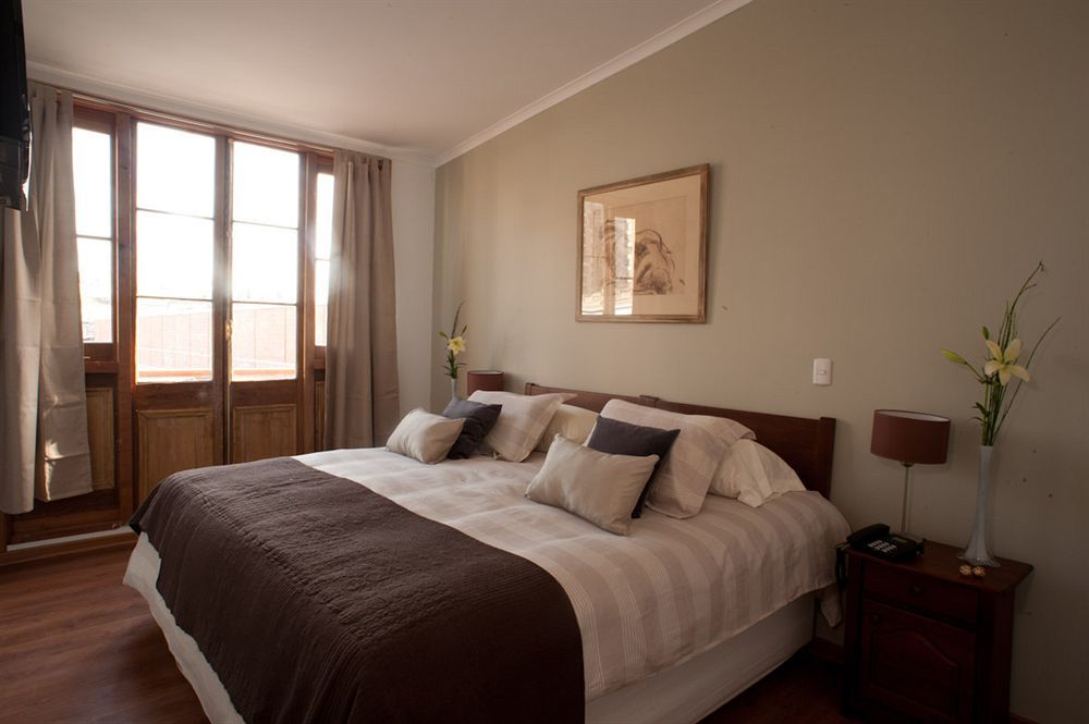 Hotel Loreto Santiago Buitenkant foto